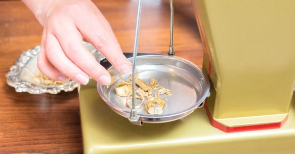 תכשיטי זהב בסולם שקלול